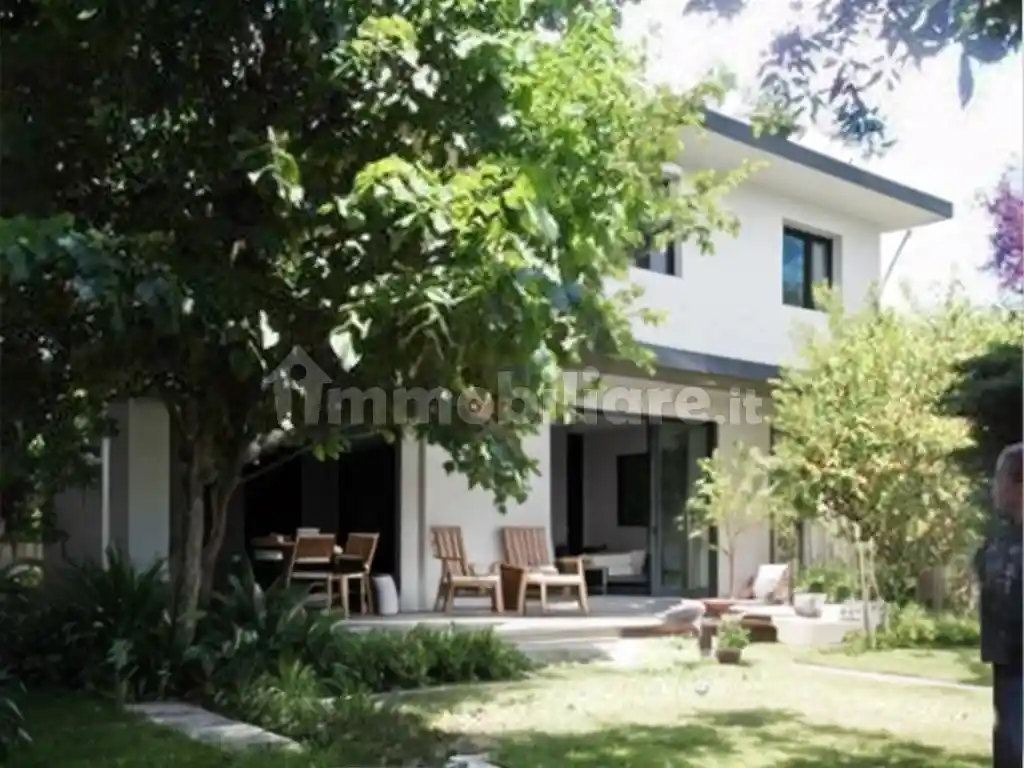 Villa in vendita a Forte dei Marmi