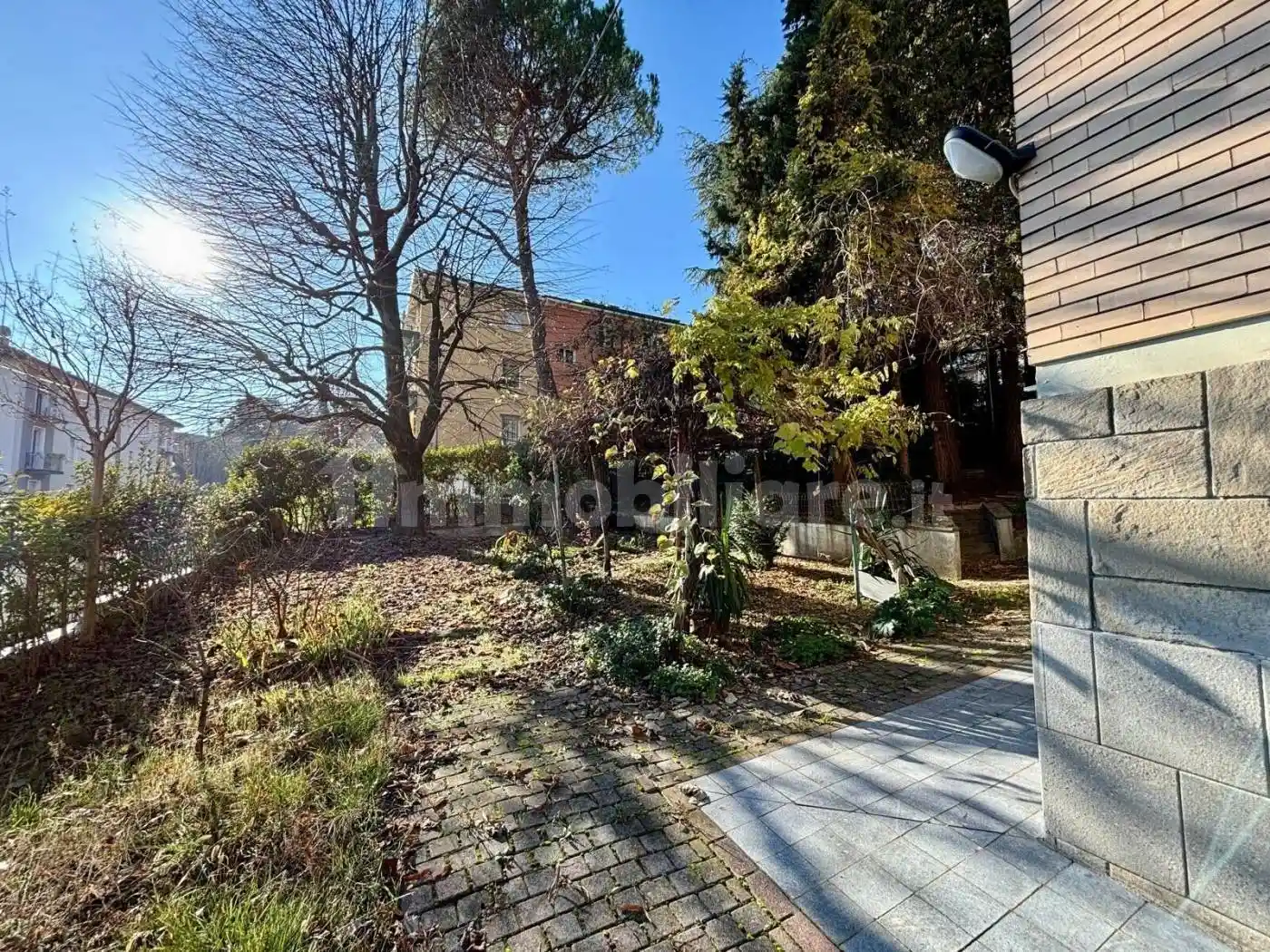 Appartamento in vendita a Bologna