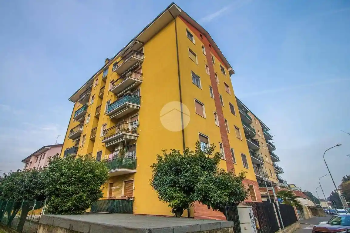 Appartamento in vendita a Garbagnate Milanese