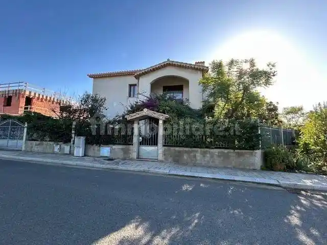 Villa in vendita a Pula