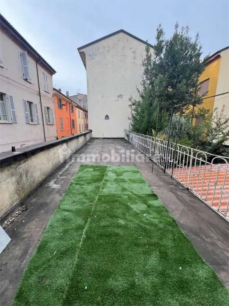 Appartamento in vendita a Piacenza