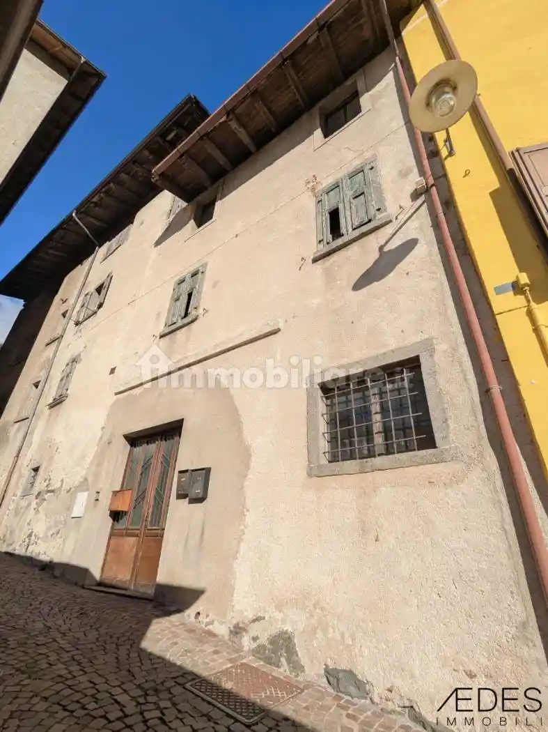 Casa indipendente in vendita a Borgo Chiese
