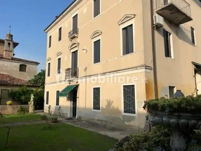 Villa in vendita a Este