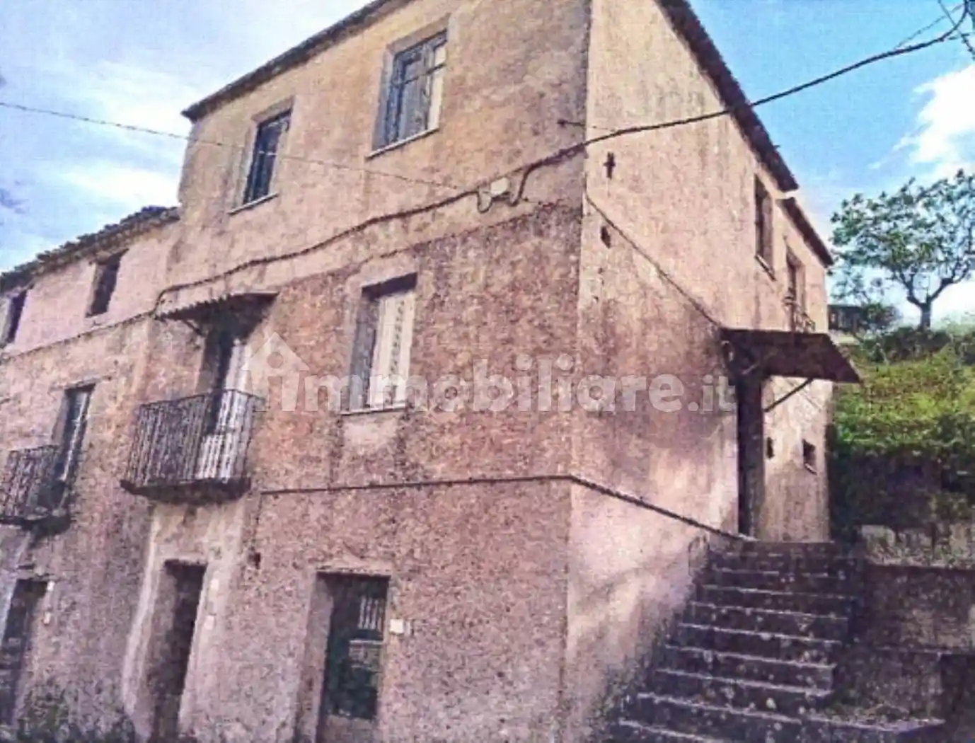 Appartamento in vendita a Davoli