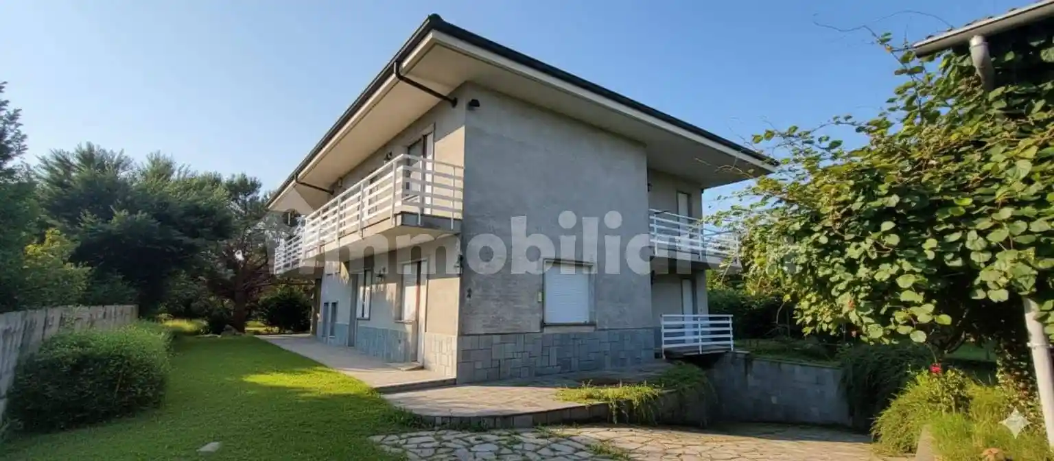 Villa in vendita a Feletto