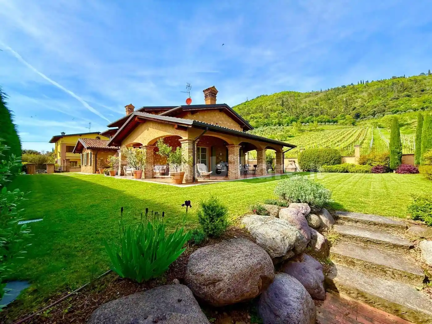 Villa in vendita a Cologne