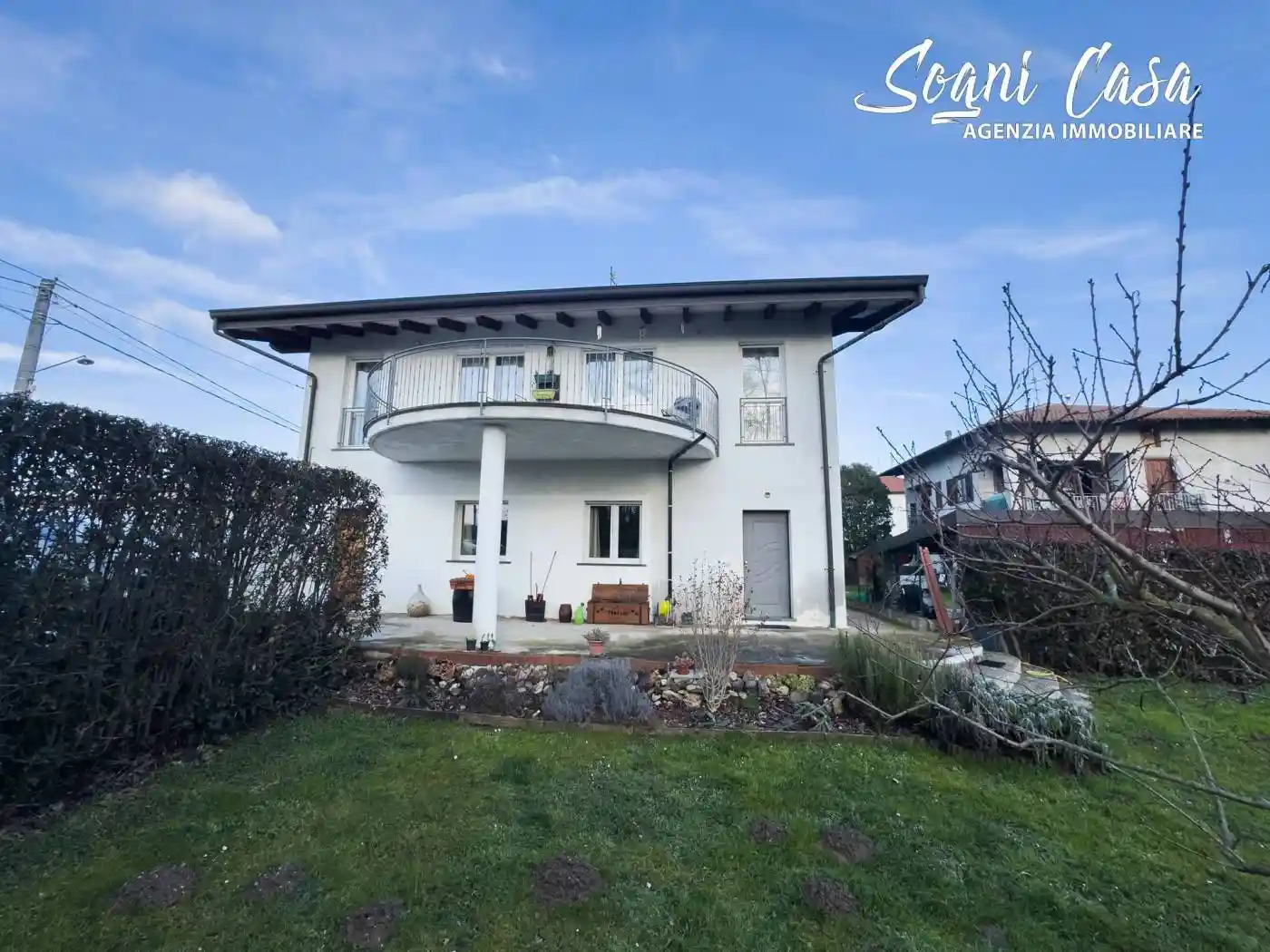 Villa in vendita a Fontaneto d'Agogna