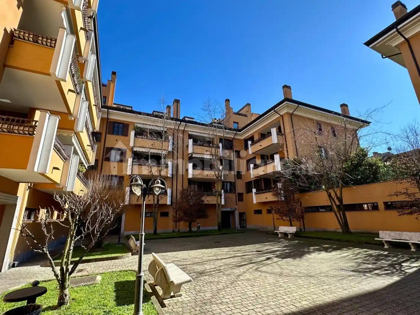 Appartamento in vendita a Peschiera Borromeo