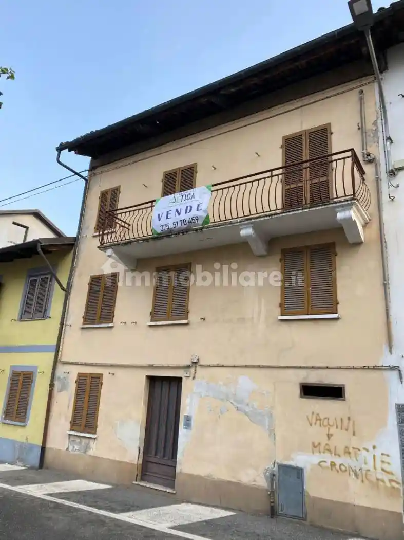 Casa indipendente in vendita a Giaveno
