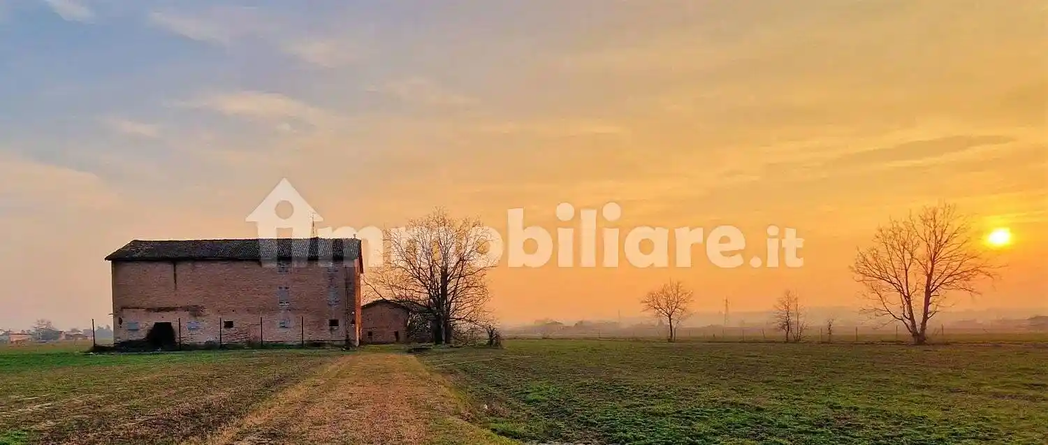 Rustico - Casale in vendita a Spilamberto