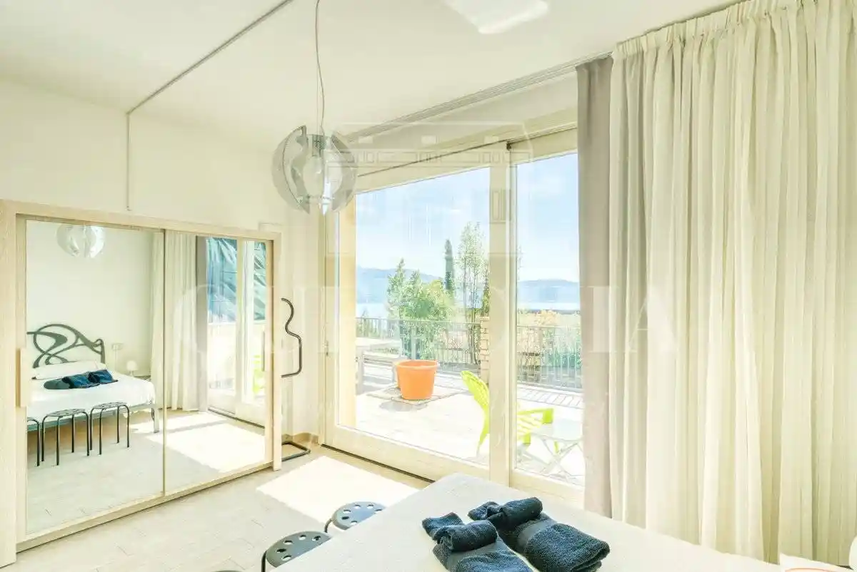 Appartamento in vendita a Toscolano-Maderno