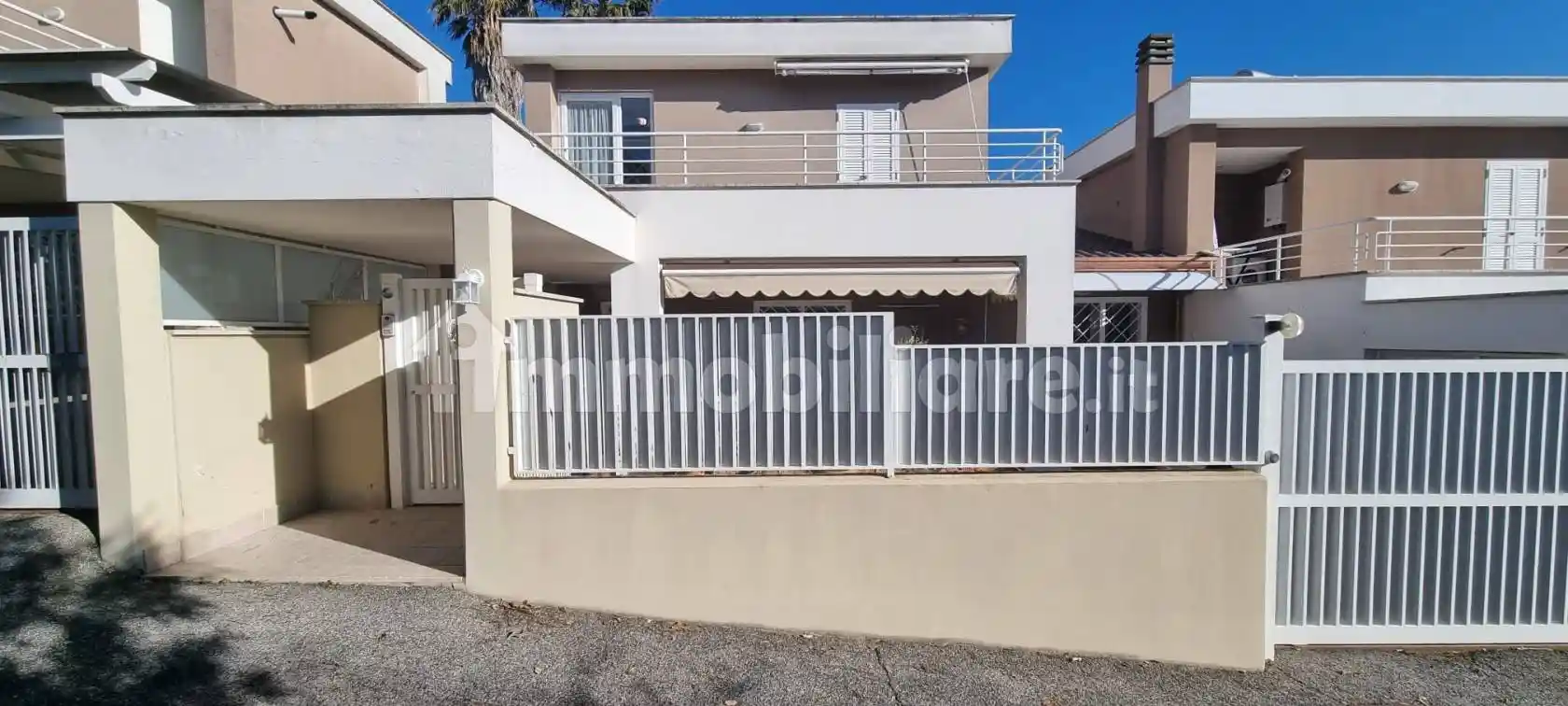 Villetta a schiera in vendita a Fiumicino