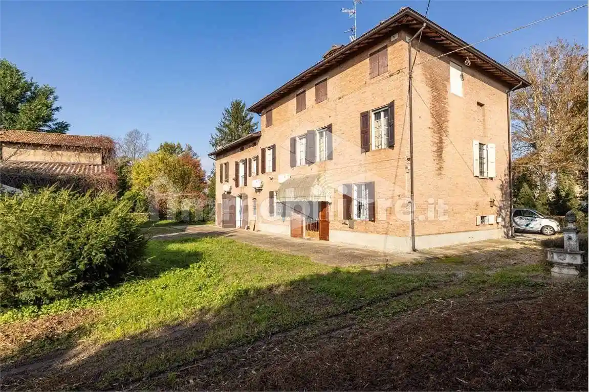 Casa indipendente in vendita a Campagnola Emilia