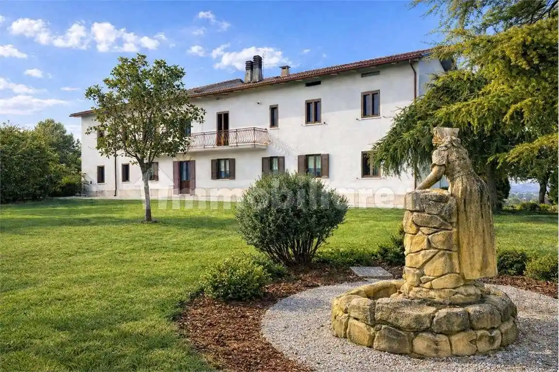 Villa in vendita a Osimo