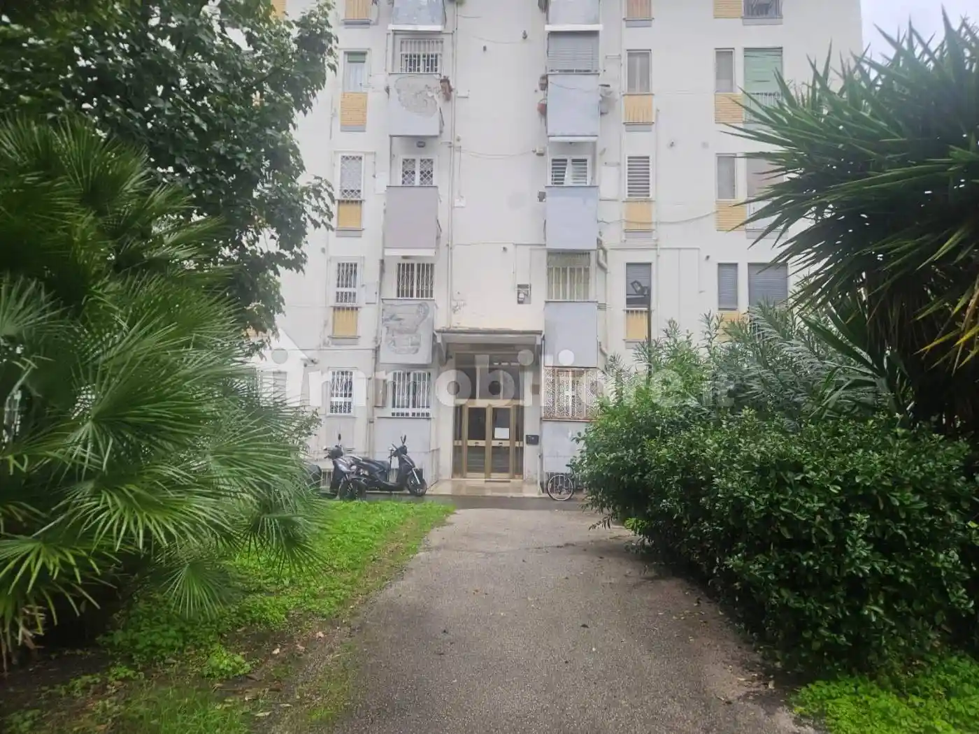 Appartamento in vendita a Napoli