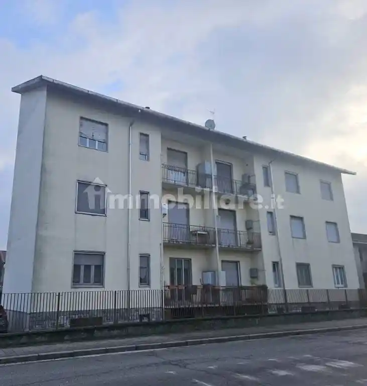 Appartamento in vendita a Novara