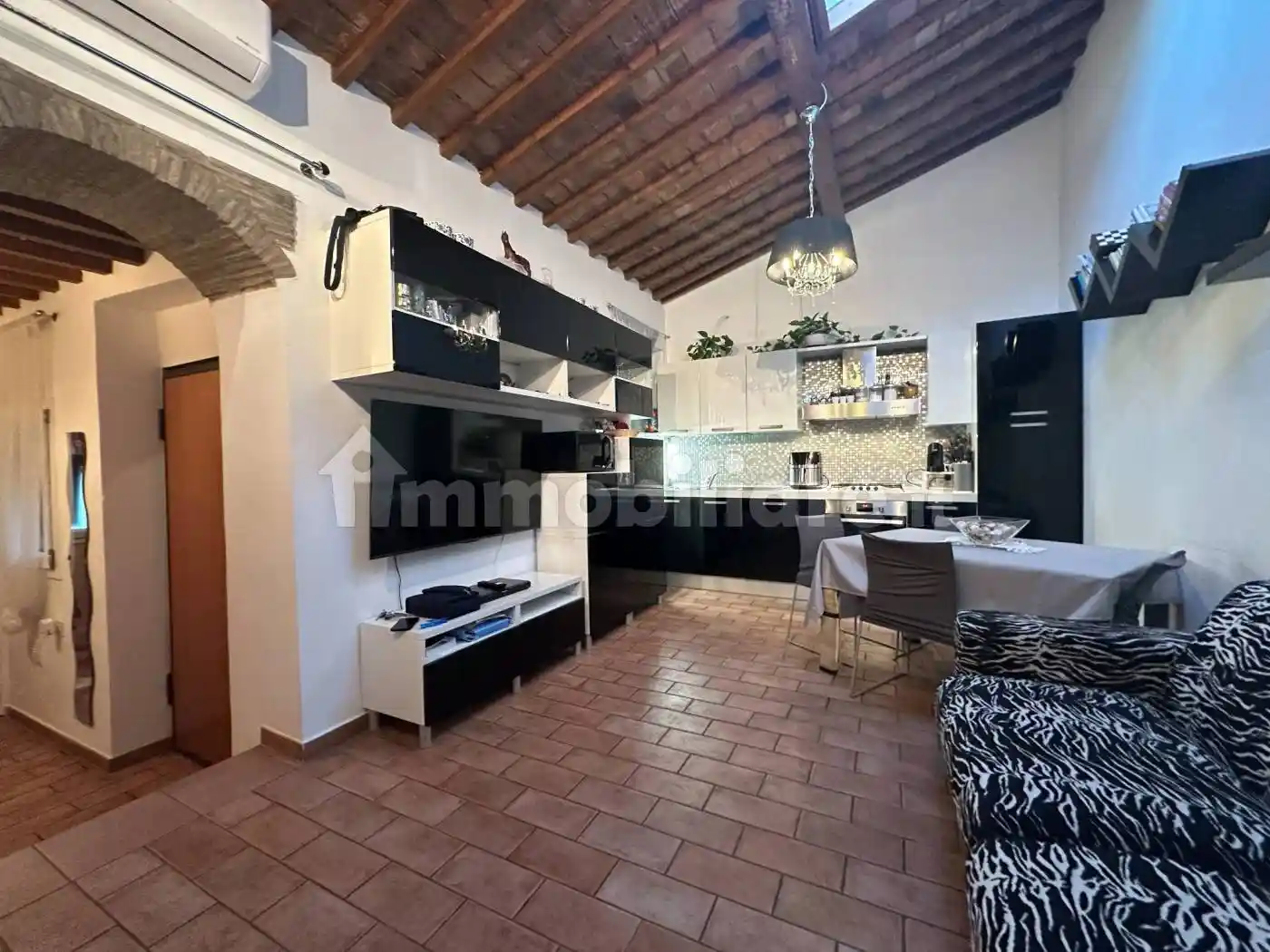 Appartamento in vendita a Livorno