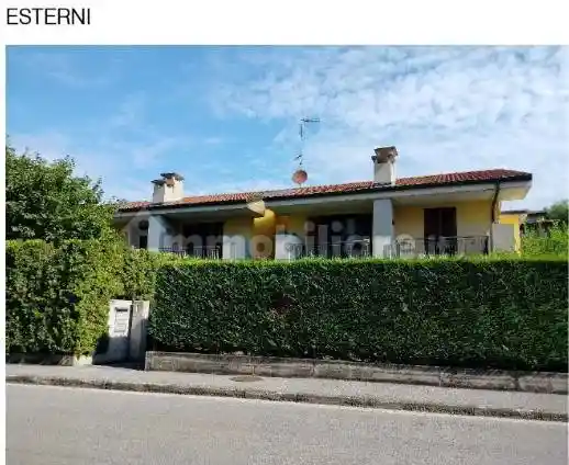 Appartamento in vendita a Bulciago