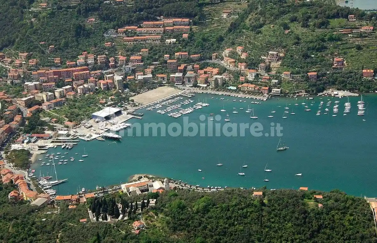 Appartamento in vendita a Portovenere