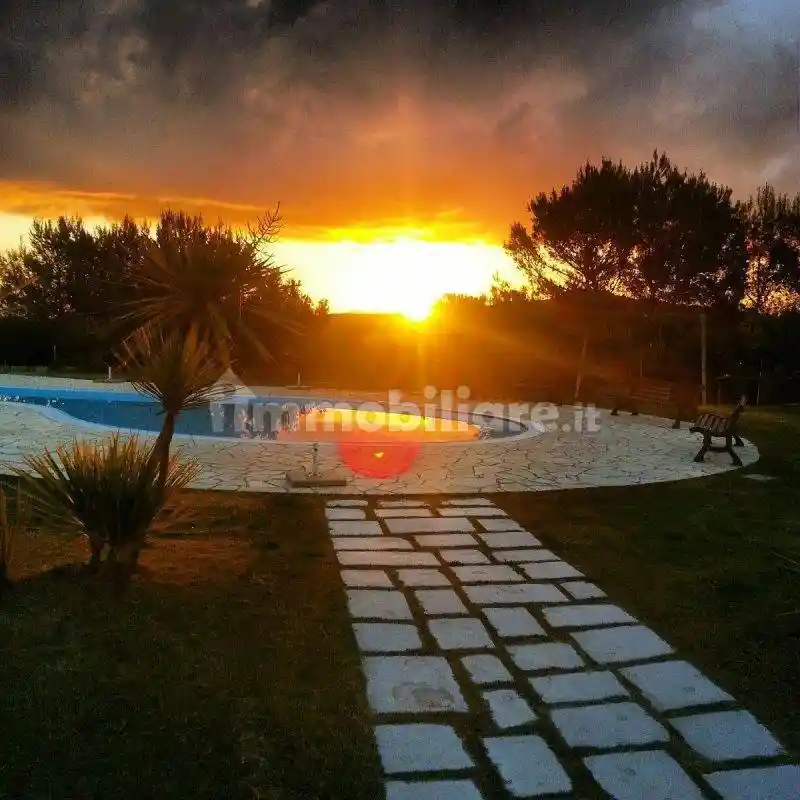 Palazzo - Edificio in vendita a Calasetta