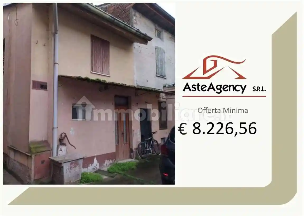 Casa indipendente in vendita a Pessina Cremonese