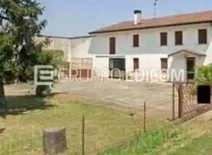 Appartamento in vendita a Urbana