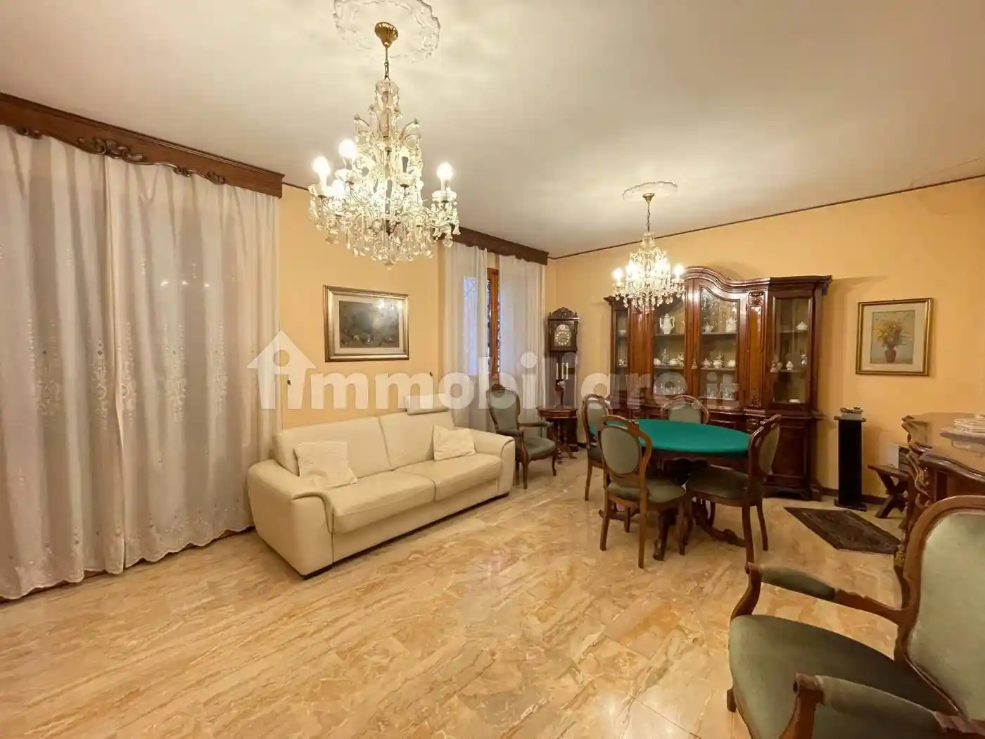 Villetta a schiera in affitto a Modena