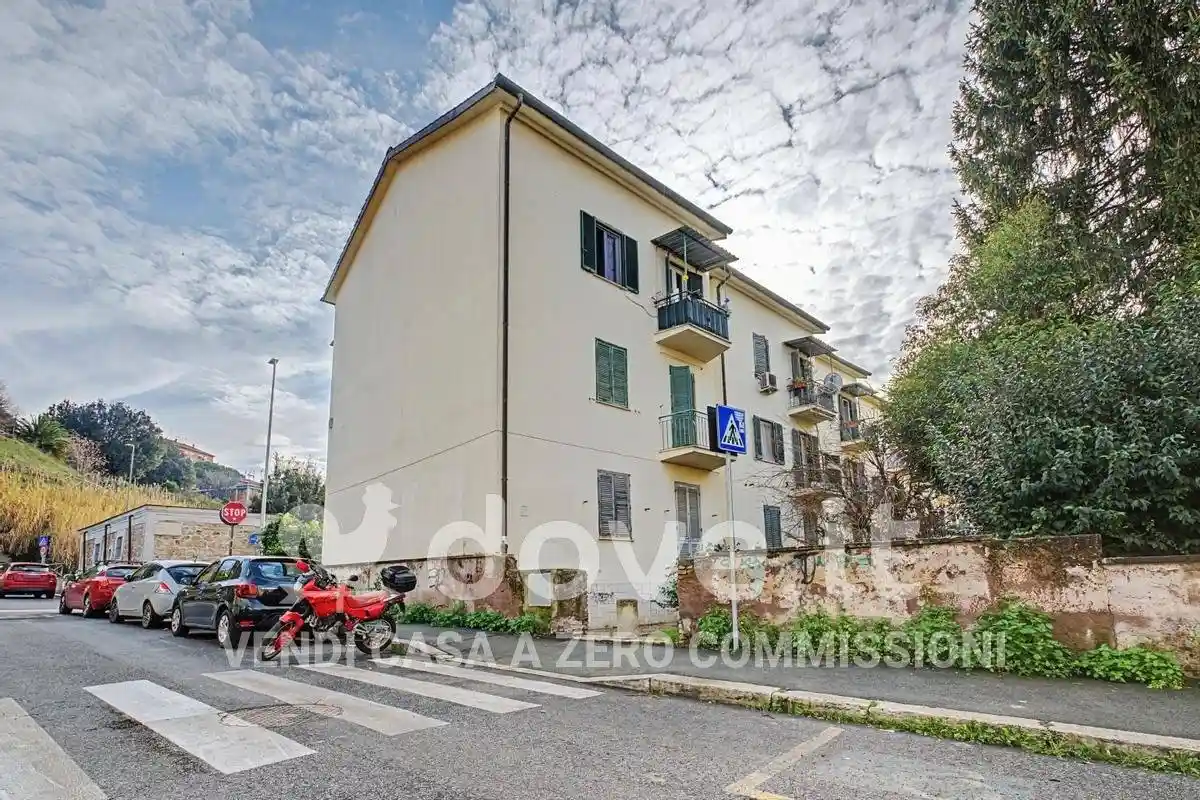 Appartamento in vendita a Roma