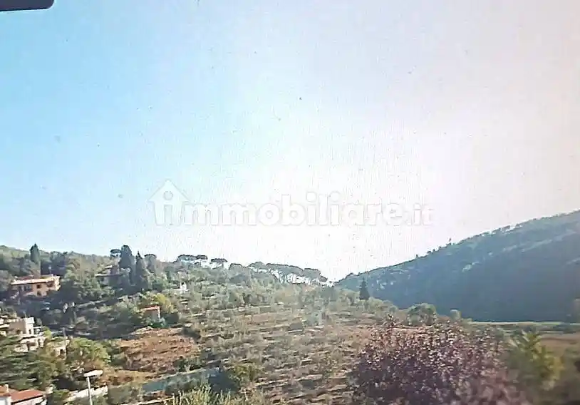 Appartamento in vendita a Carmignano