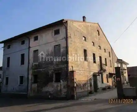 Casa indipendente in vendita a Colceresa