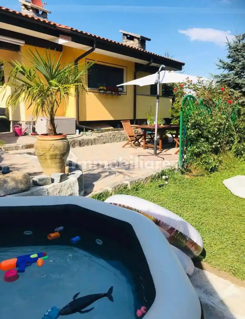 Villa in vendita a Miazzina