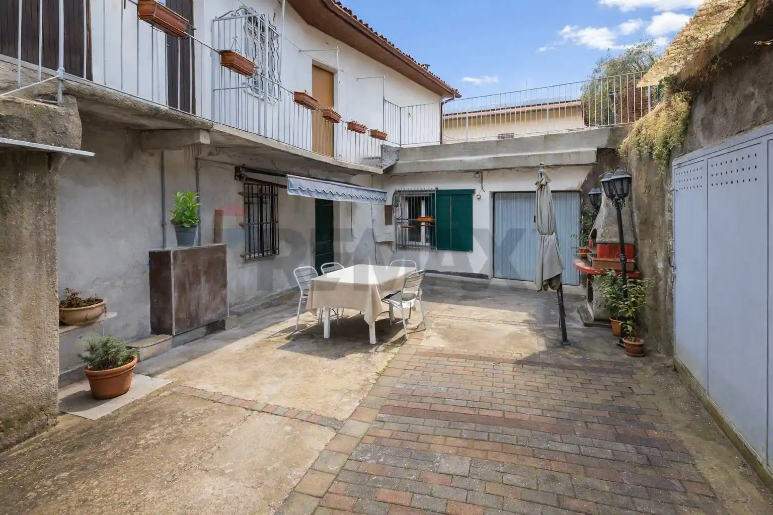 Appartamento in vendita a Biandronno