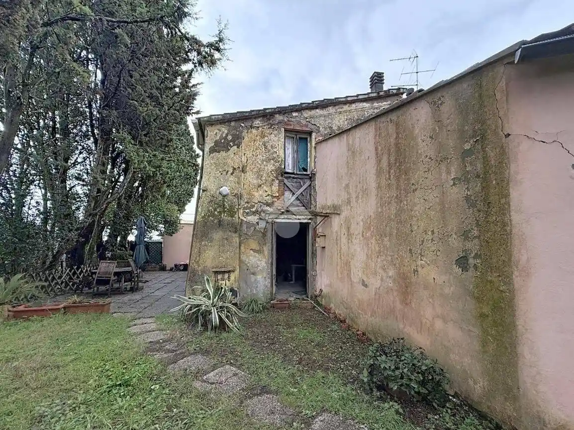 Appartamento in vendita a Collesalvetti