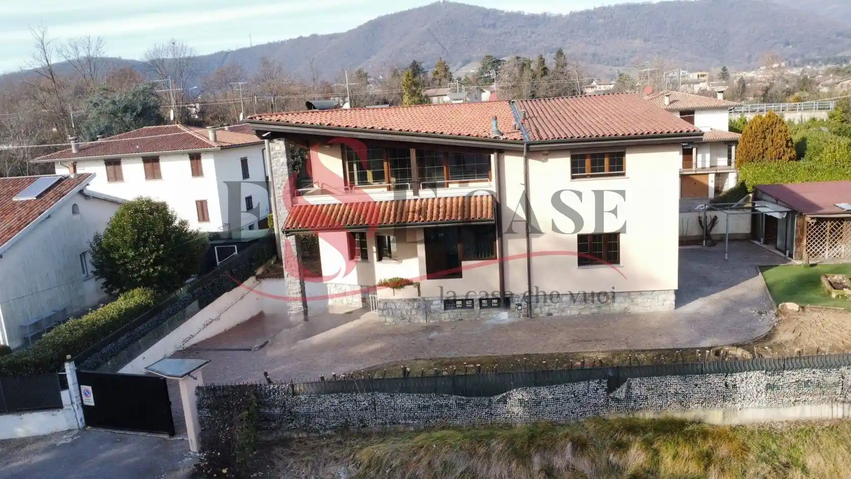 Villa in vendita a Ranica