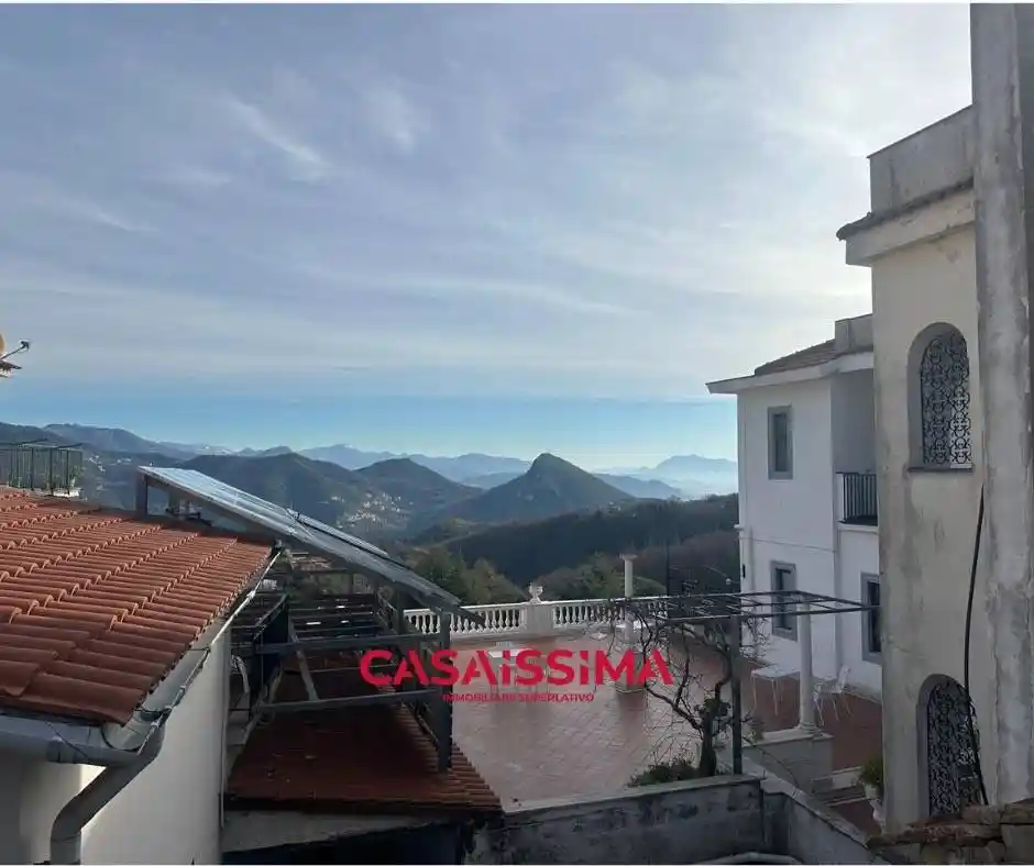 Casa indipendente in vendita a Cava de' Tirreni