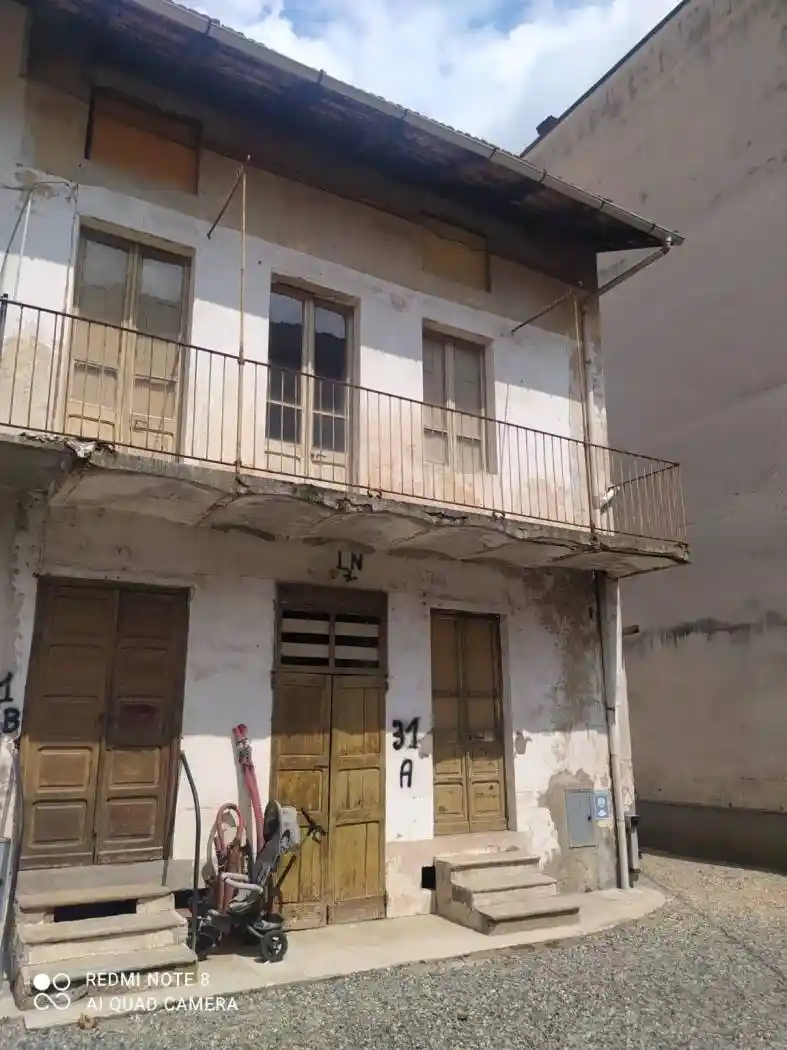 Casa indipendente in vendita a Lanzo Torinese