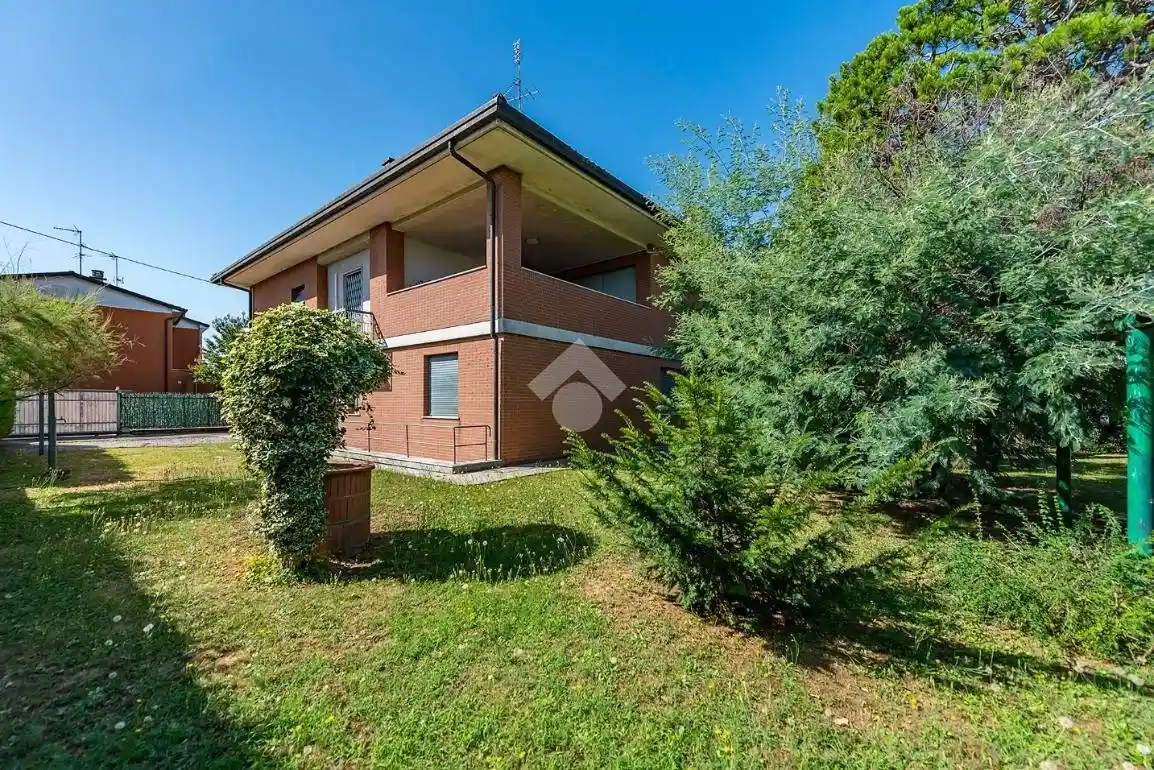 Villa in vendita a Rescaldina