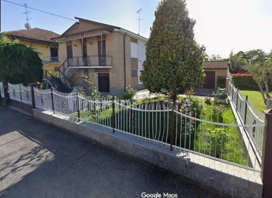 Villa in vendita a Corvino San Quirico