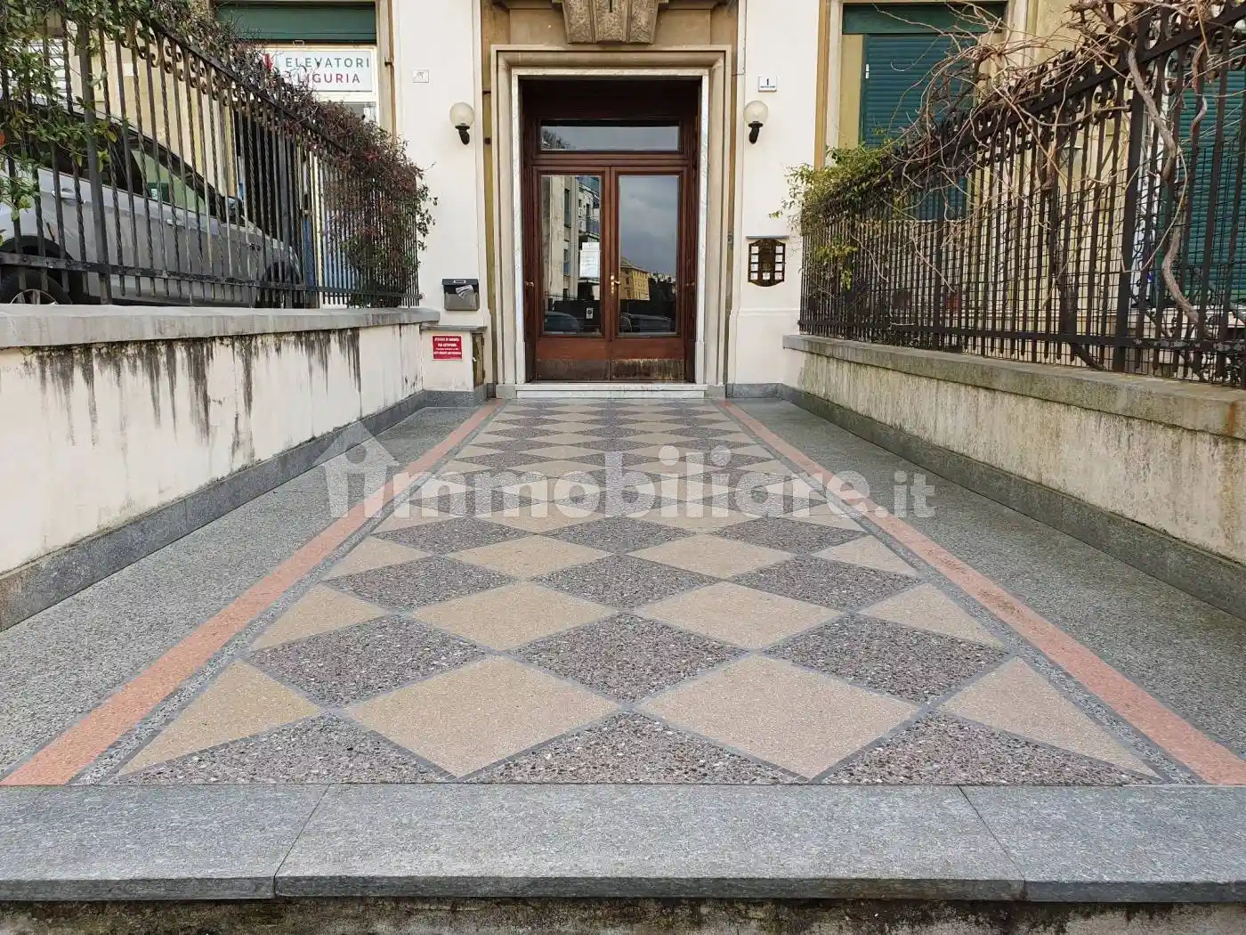 Appartamento in vendita a Genova