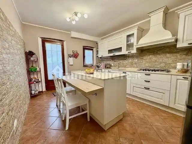 Casa indipendente in vendita a Crespina e Lorenzana