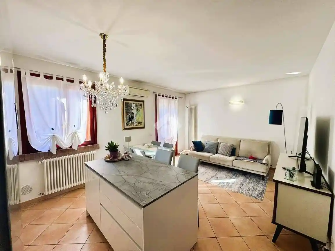 Appartamento in vendita a Sissa Trecasali