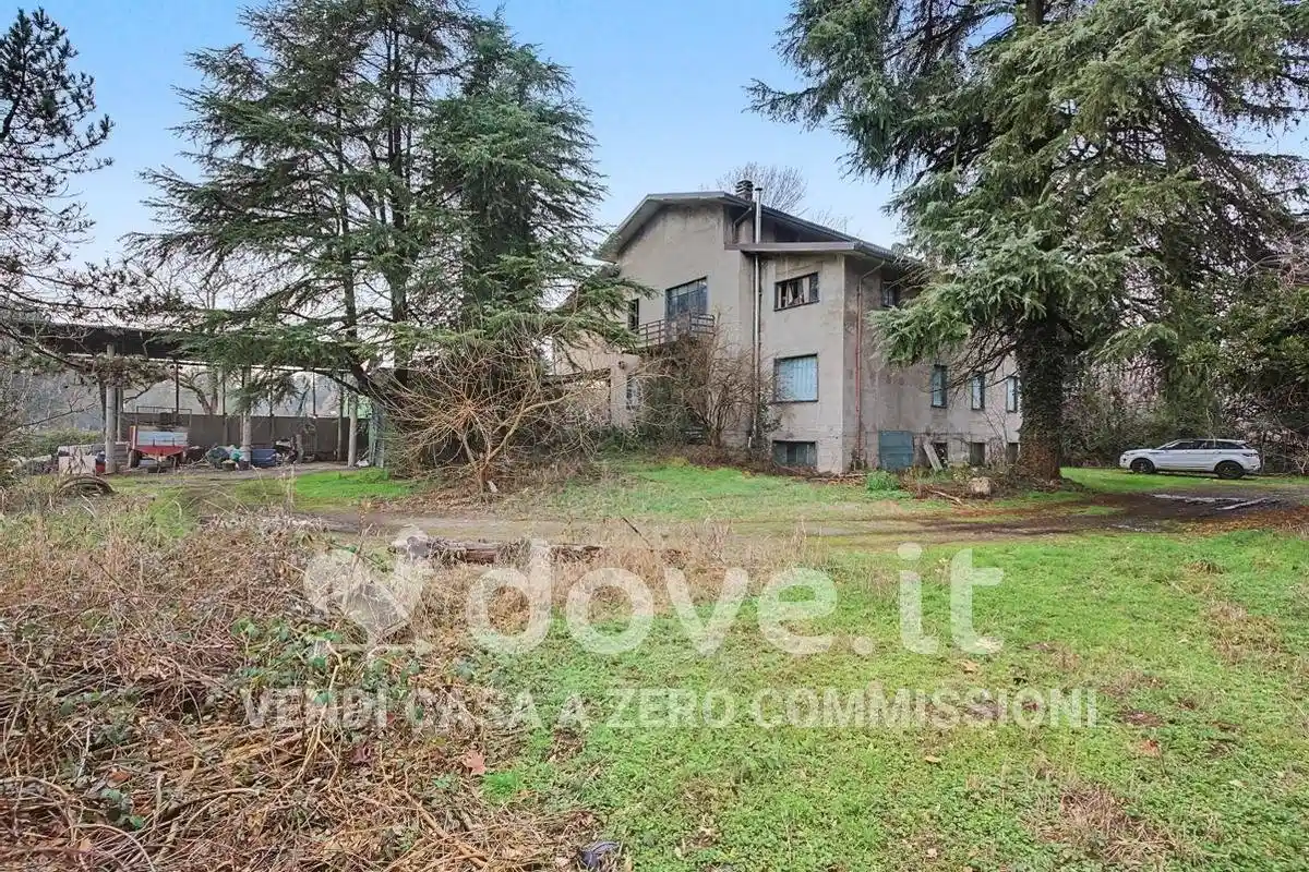 Villa in vendita a Legnano