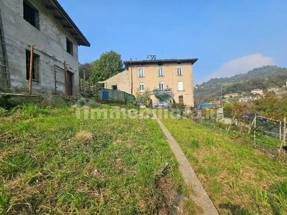 Rustico - Casale in vendita a Capizzone