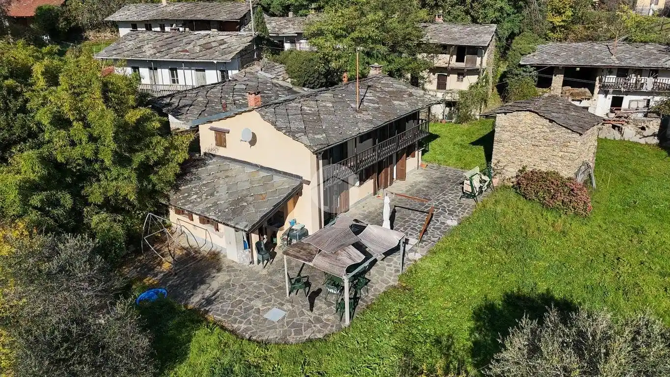 Casa indipendente in vendita a Bagnolo Piemonte