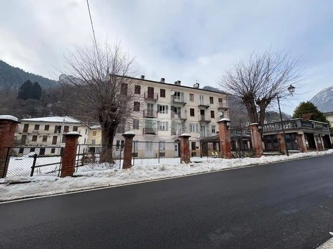 Appartamento in vendita a Ronco Canavese