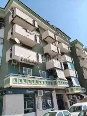 Appartamento in vendita a Napoli