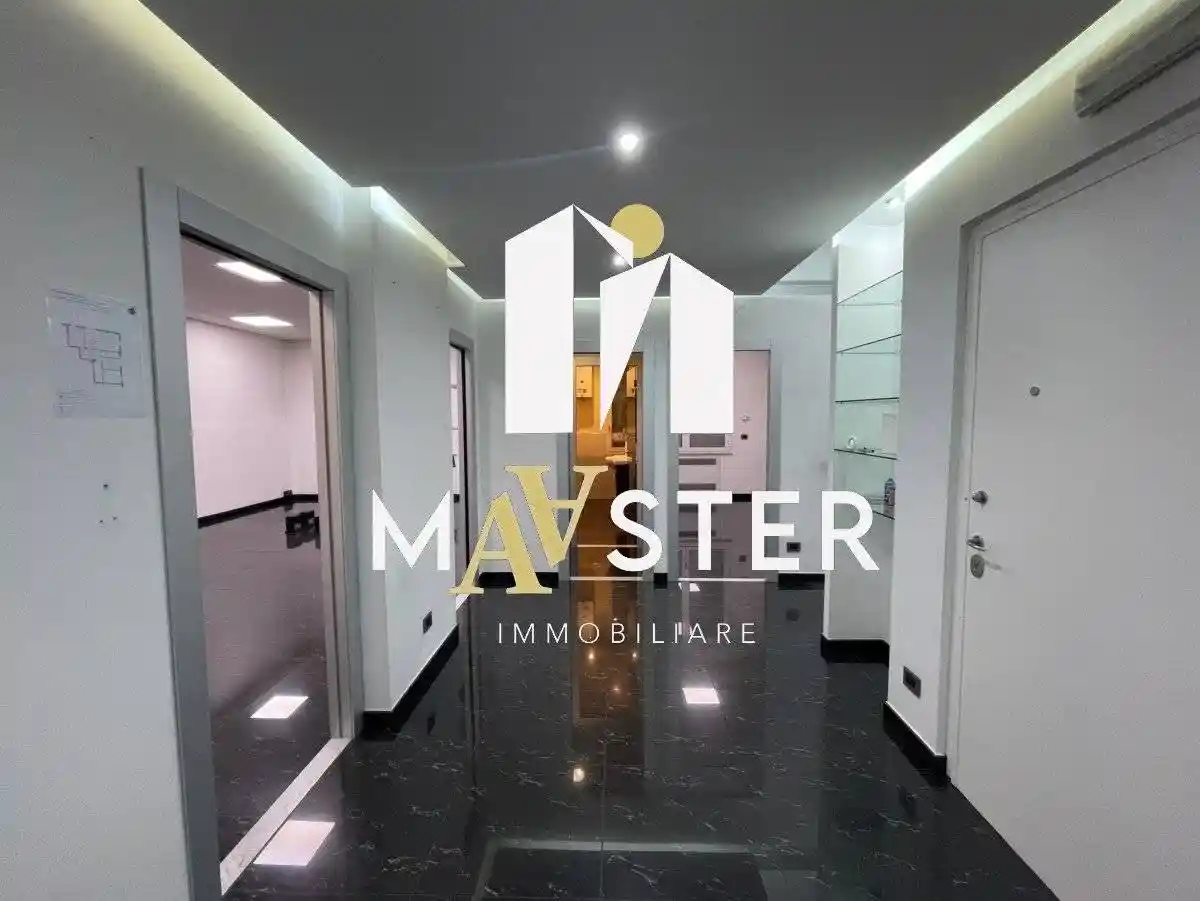 Appartamento in vendita a Genova