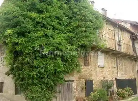 Casa indipendente in vendita a Calosso