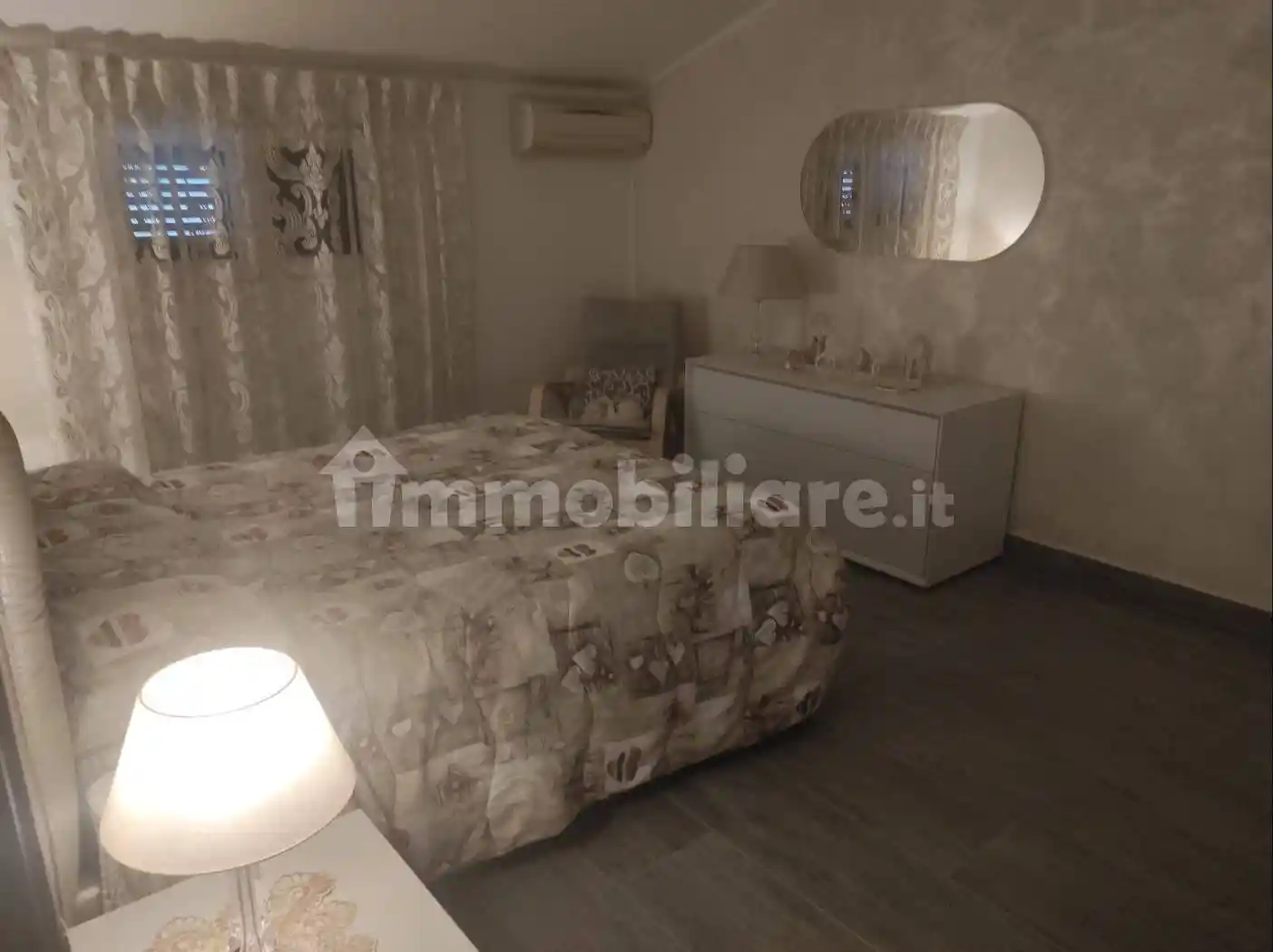 Villa in vendita a Campagnola Emilia