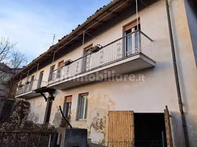 Palazzo - Stabile in vendita a Brozolo